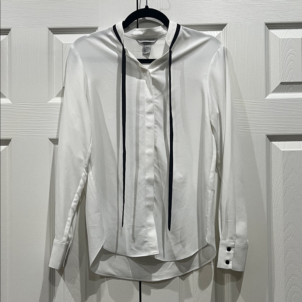 H&M Women’s Ivory Button Up Blouse